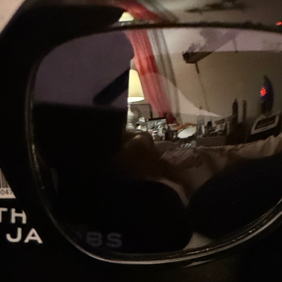 Marc Jacobs Black Square Sunglasses - Picture 4 of 4
